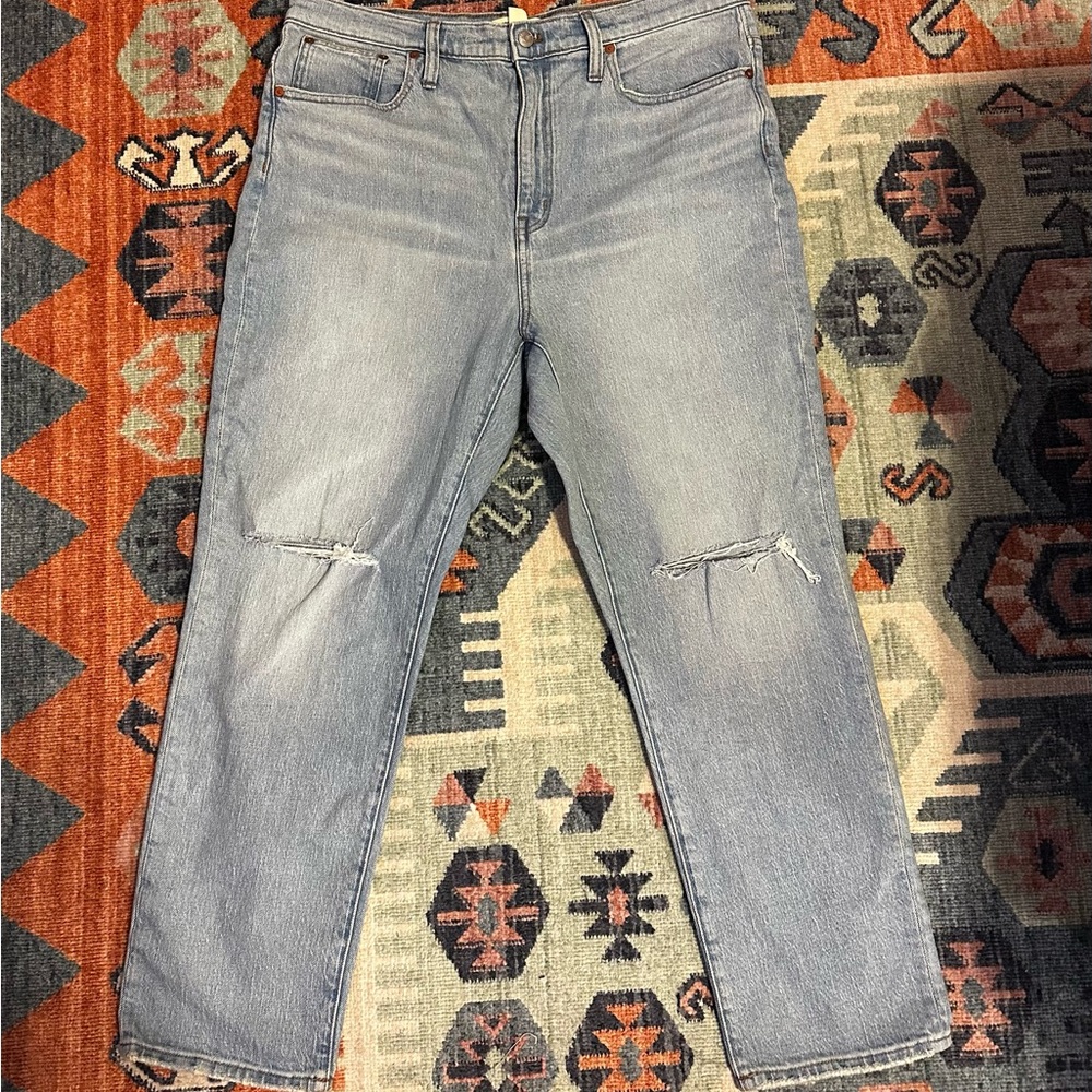 The High-Rise Slim Crop Boyjean in Dumas Wash: Ripped Edition